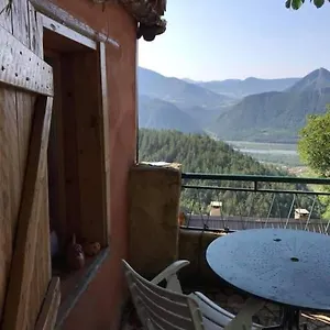 Maisonnette Avec Terrasse Et Vue Imprenable Théus